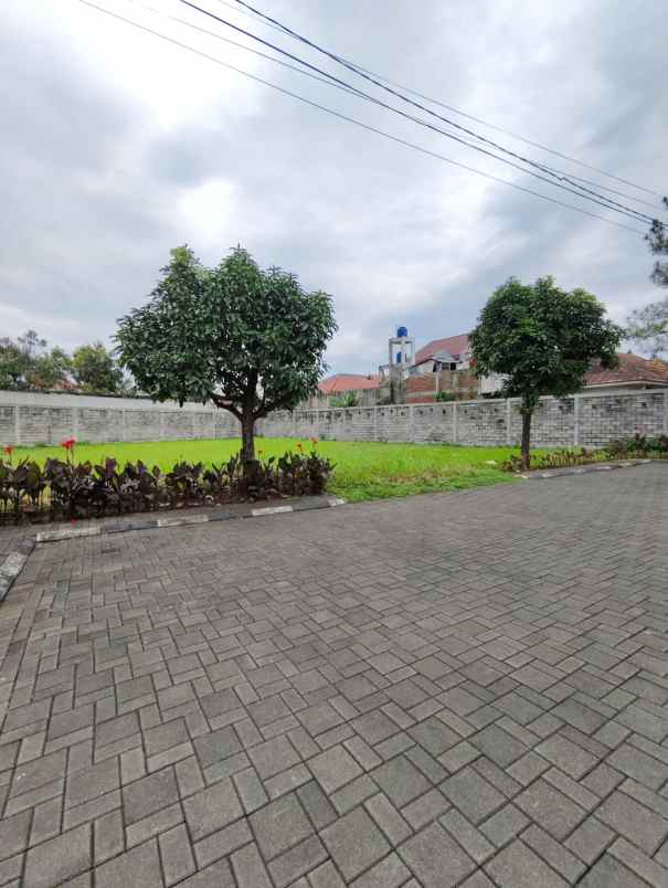 dijual tanah perumahan batununggal indah