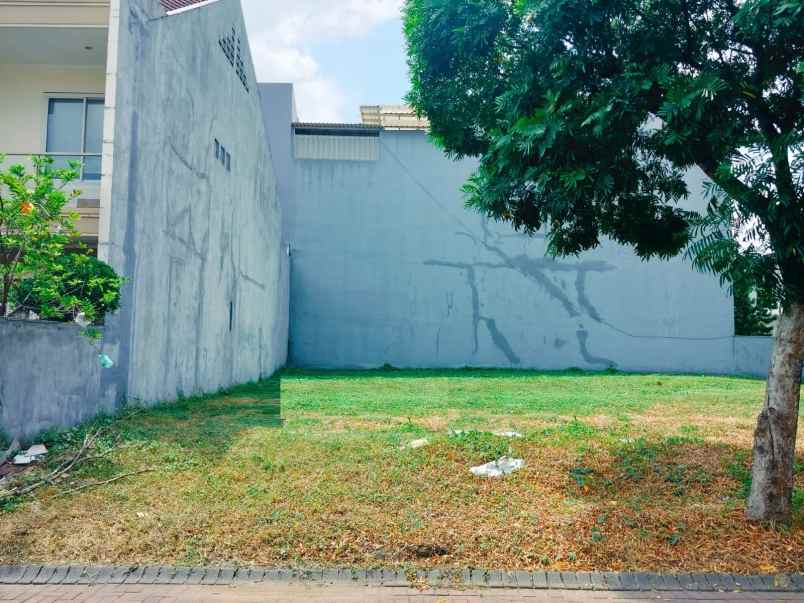 dijual tanah villa taman telaga