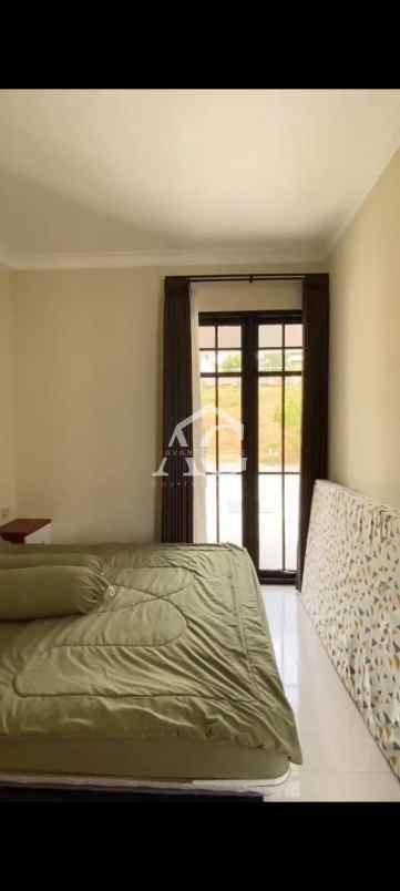 dijual villa aethetic full furnish di kota batu