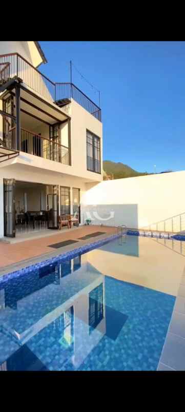 dijual villa aethetic full furnish di kota batu