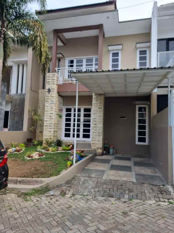 dijual villa batu dekat jatim park 2 plus furnish