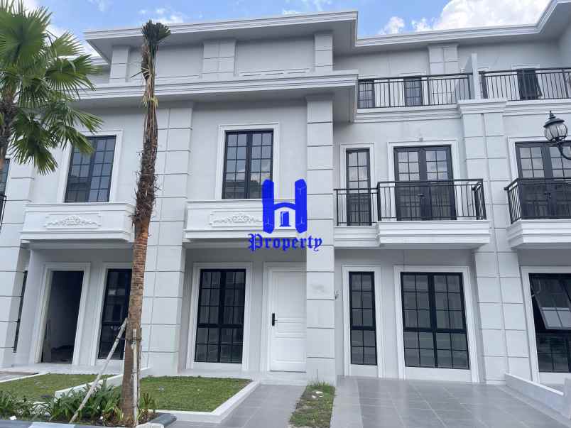 dijual villa komplek jewel park jalan