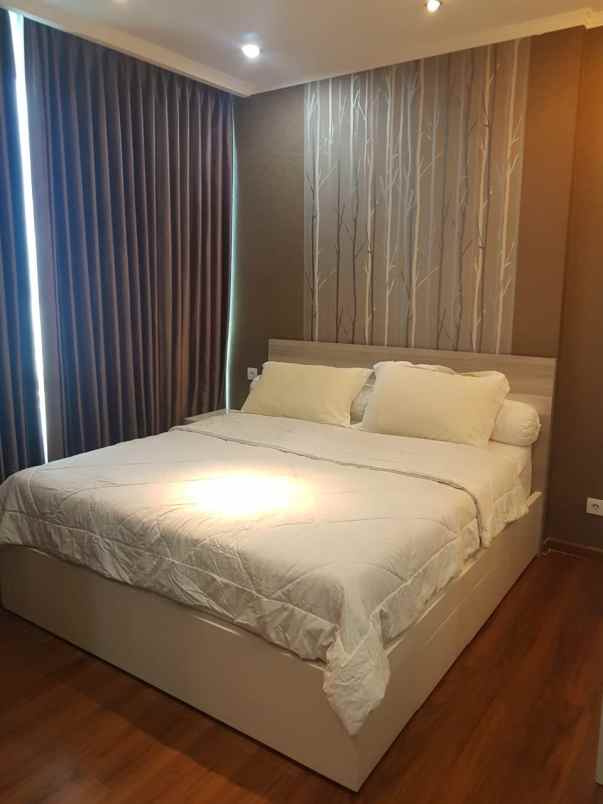 disewakan apartemen via ciputra world lantai 10