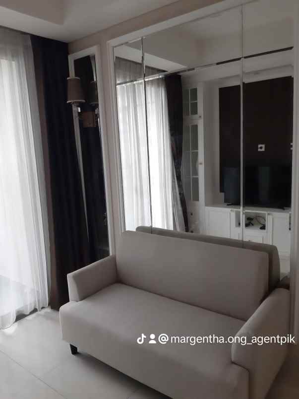 disewakan apartement gold coast pik tower honolulu