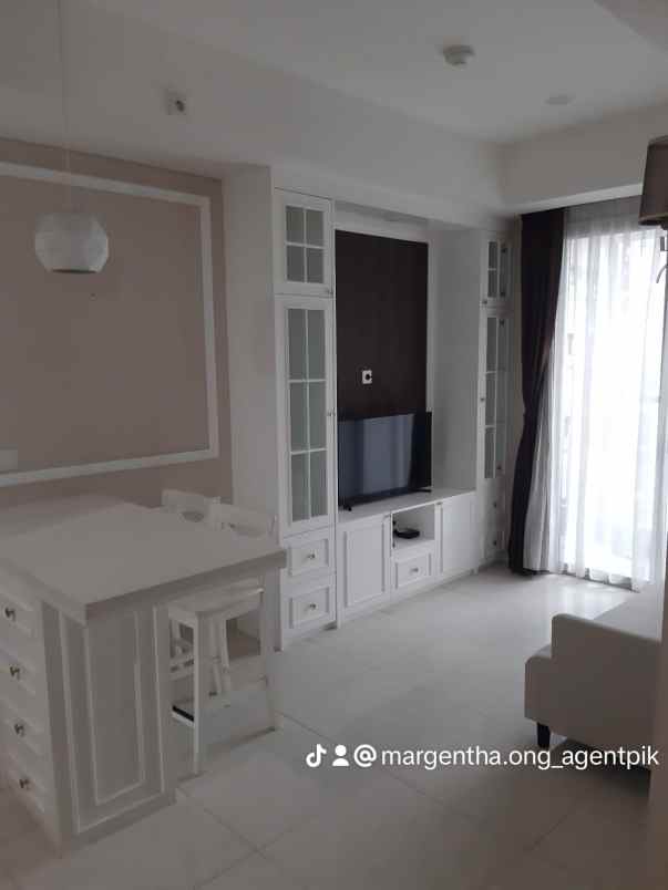 disewakan apartement gold coast pik tower honolulu