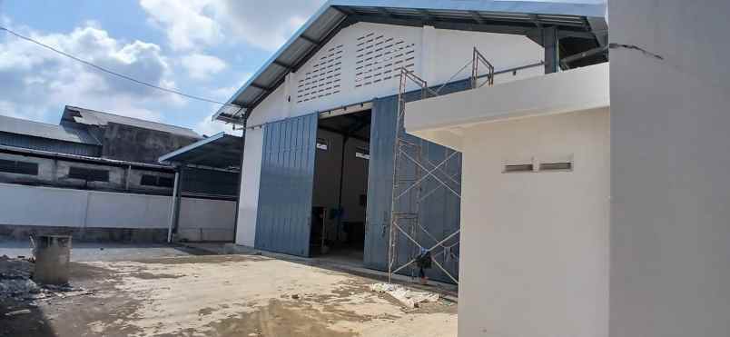 disewakan gudang di malang