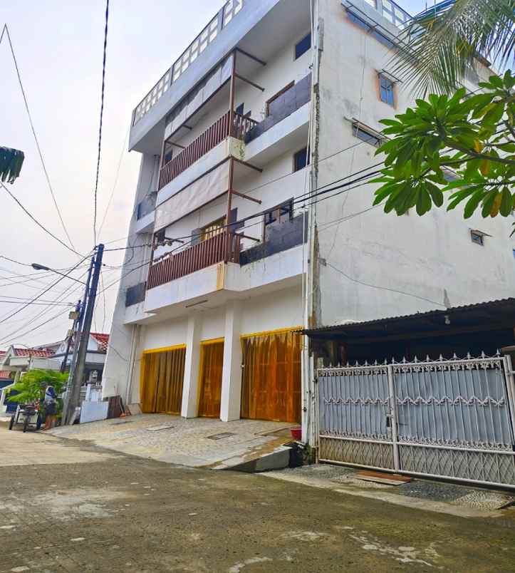 disewakan kost jl raden patah blok cc2 no