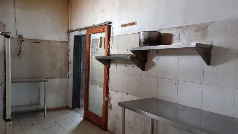 disewakan ruko gudang kantor jalan kawi
