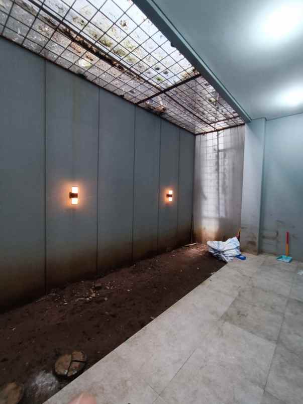 disewakan ruko gudang kantor kedungsari