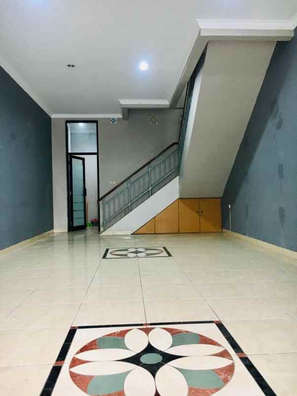 disewakan ruko gudang kantor kelapa gading pegangsaan