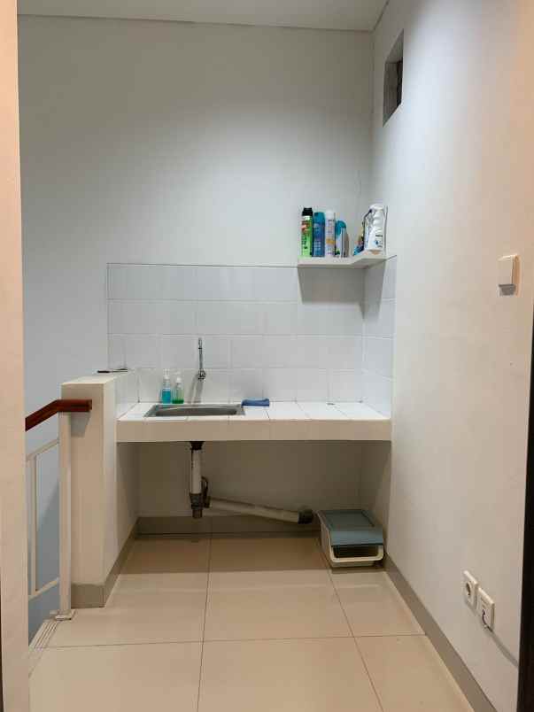 disewakan ruko gudang kantor savoy jakarta garden city