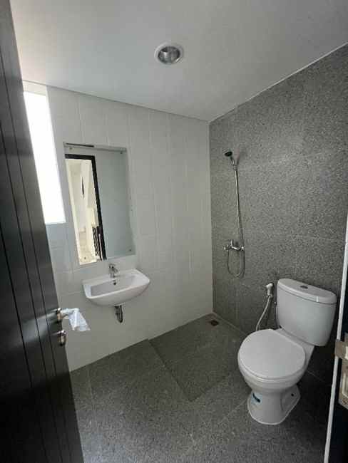 disewakan ruko gudang kantor soho de latinos business