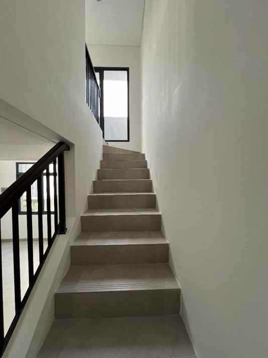 disewakan ruko gudang kantor soho de latinos business