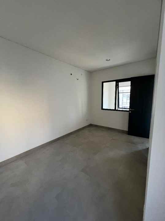 disewakan ruko gudang kantor soho de latinos business