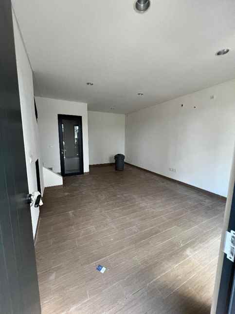 disewakan ruko gudang kantor soho de latinos business
