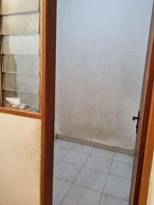 disewakan rumah 2 lt bagus rapi bebas banjir sunter