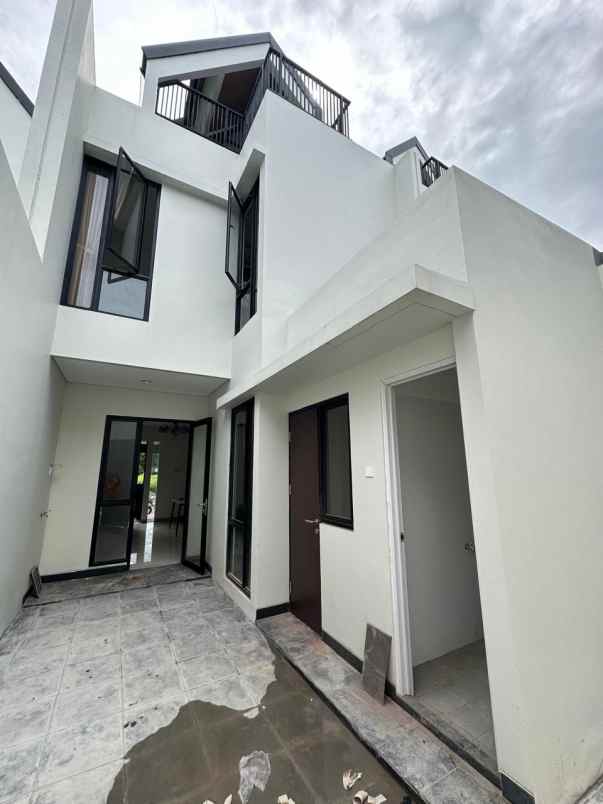 disewakan rumah cluster mahakam jakarta