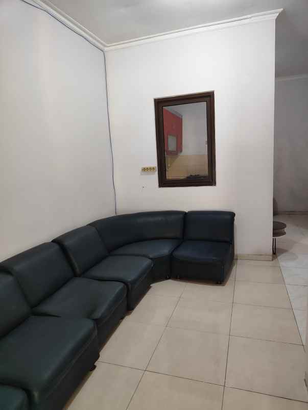 disewakan rumah cluster valeria metland