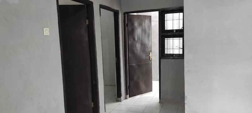 disewakan rumah grand cendana residance jl
