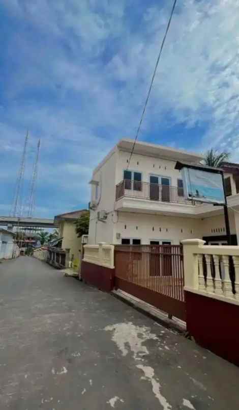 disewakan rumah jalan angkatan 45 lorong