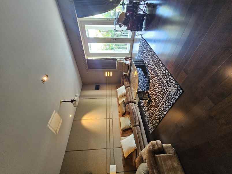 disewakan rumah jalan darmo hill