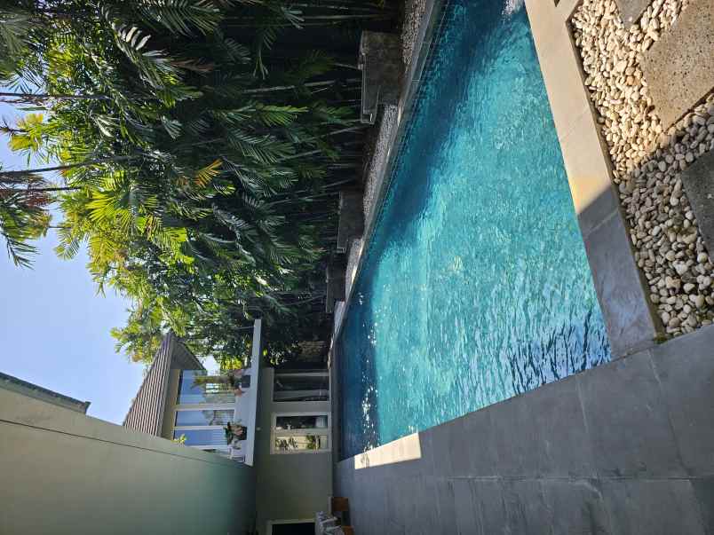 disewakan rumah jalan darmo hill