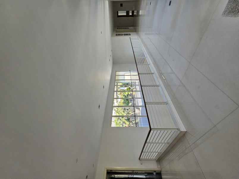 disewakan rumah jalan darmo hill