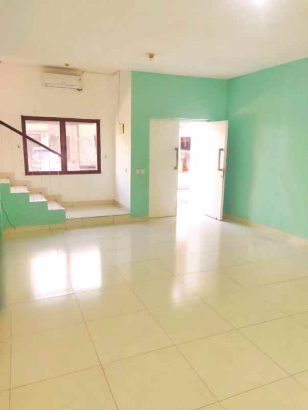 disewakan rumah jgc jakarta garden city cakung