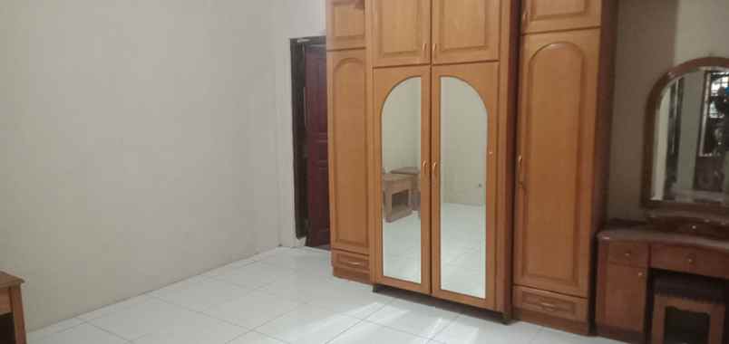 disewakan rumah kuningan