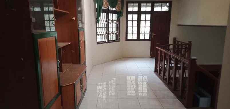 disewakan rumah kuningan