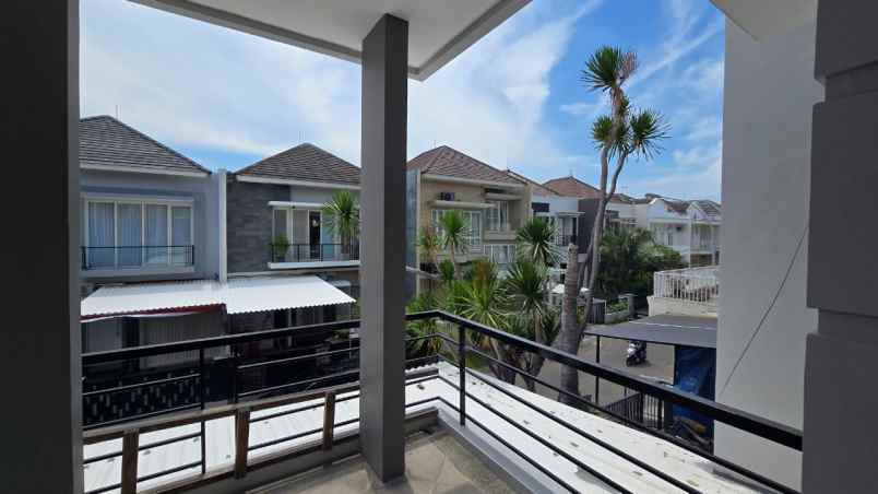 disewakan rumah pakuwon city