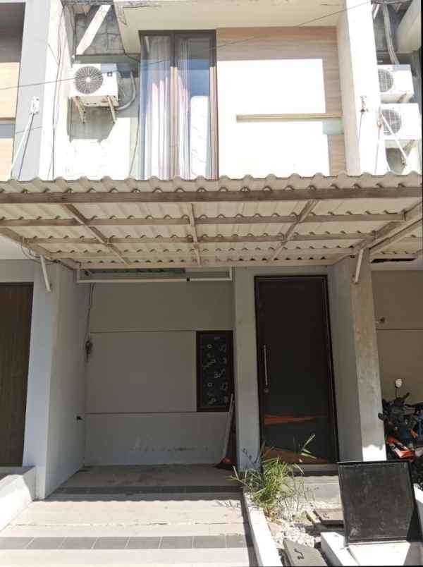 disewakan rumah pantai mentari mulyorejo