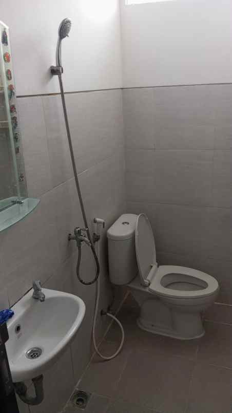 disewakan rumah pantai mentari mulyorejo