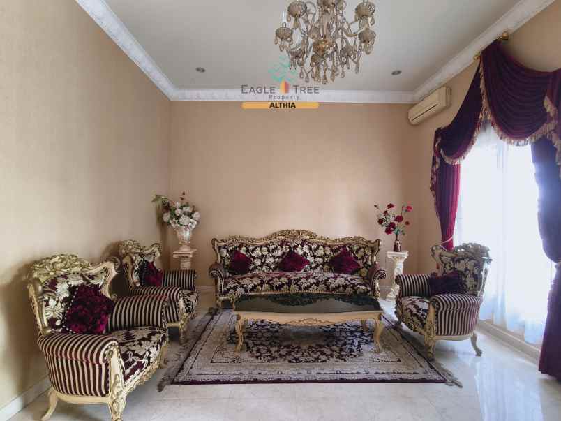 disewakan rumah petukangan