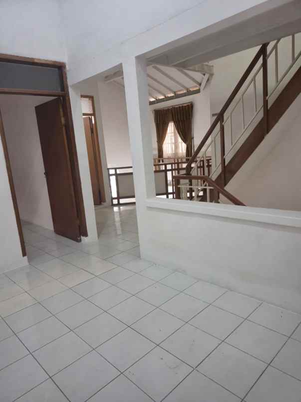 disewakan rumah sarijadi bandung