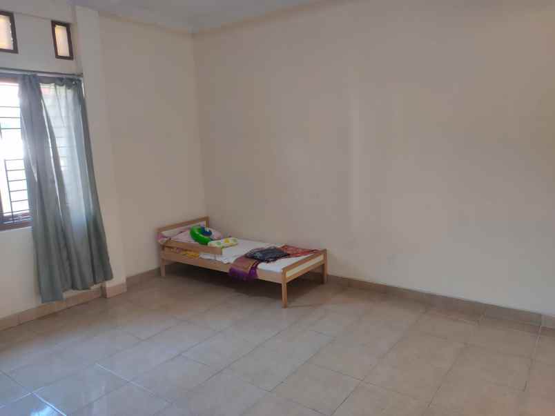 disewakan rumah taman pulogebang