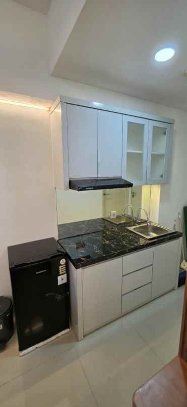 disewakan unit studio tanglin pakuwon mall