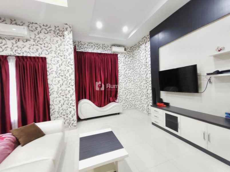 disewakan villa villa berjaya evenue jalan