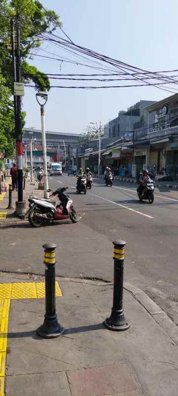 gedung komersial 4 lantai di rawa bunga jatinegara