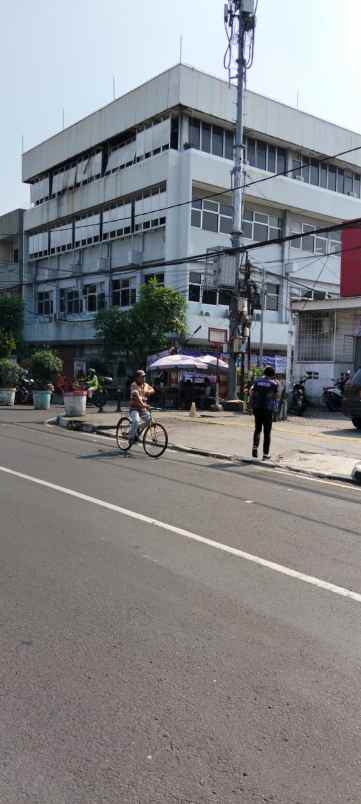 gedung komersial 4 lantai di rawa bunga jatinegara