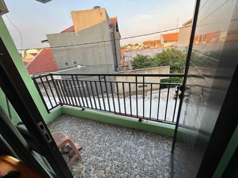 good deal dijual rumah di pkp ciracas jaktim