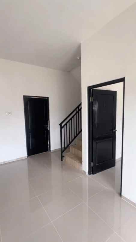 hunian mewah 2 lantai strategis all in hanya 6 juta