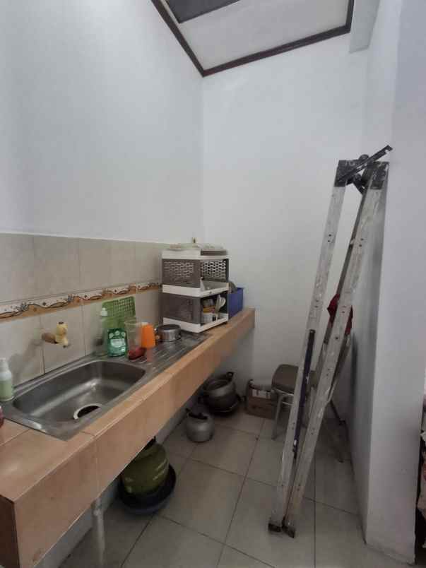 jual cepat rumah 2 lt di beji tol kukusan dijual cepat