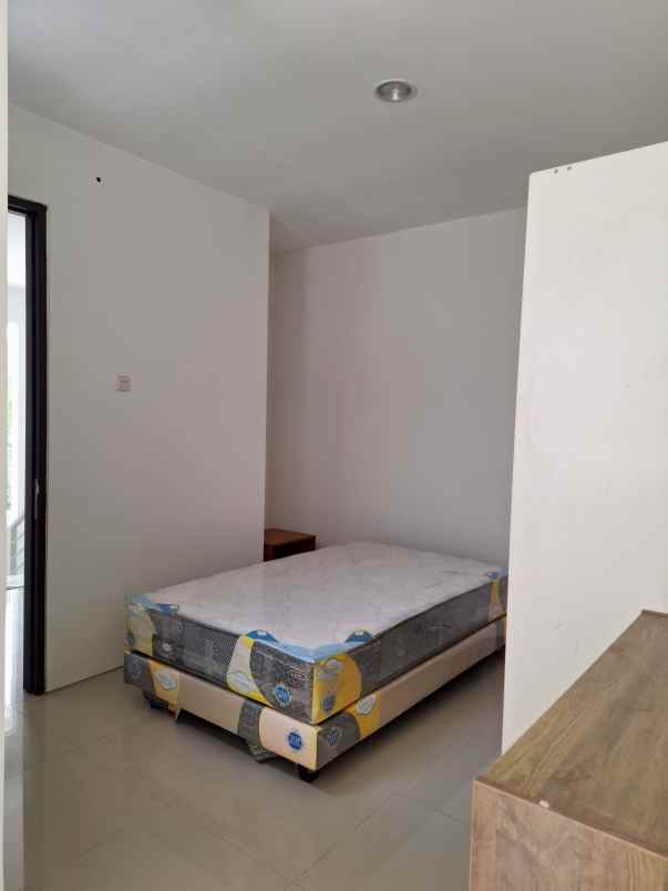 jual de casa residence lakarsantri surabaya rumah baru