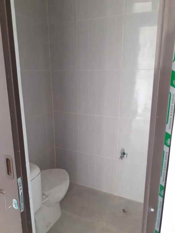 jual rumah baru 2 lantai di tengah kota bogor