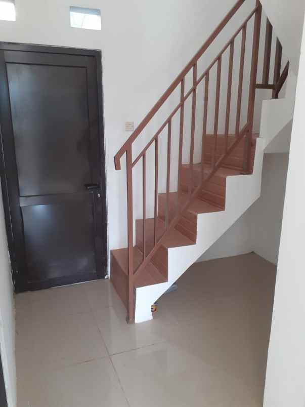 jual rumah baru 2 lantai di tengah kota bogor