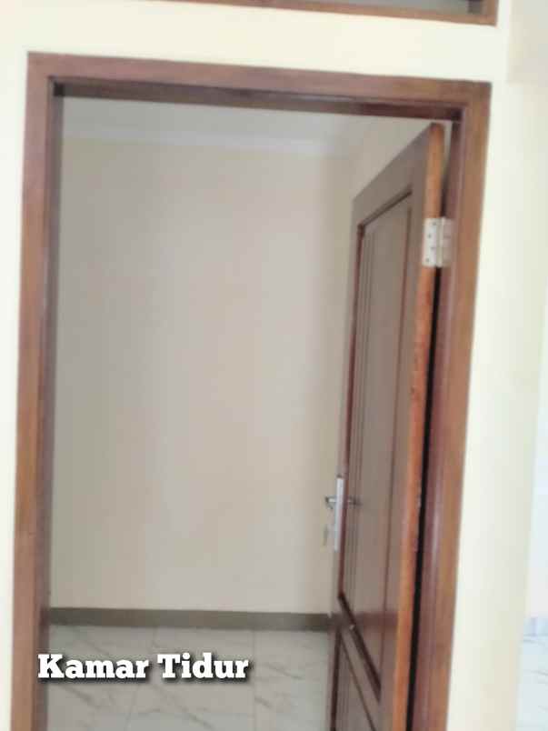 jual rumah baru siap huni