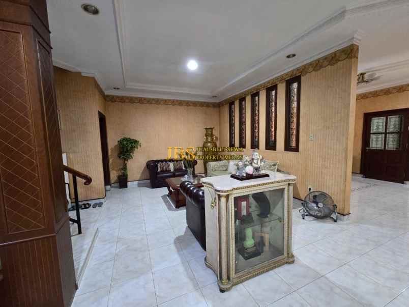 jual rumah di jalan s parman petisah hulu medan