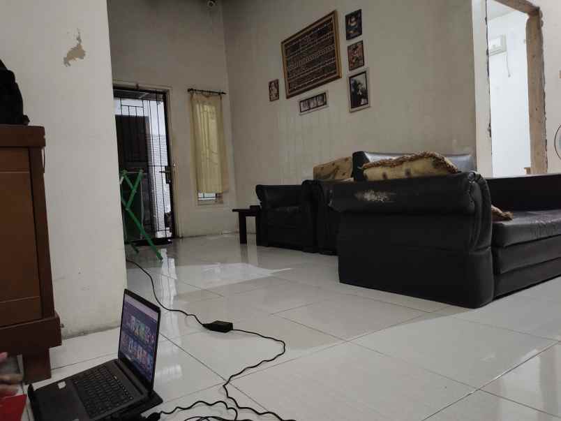 jual rumah di villa rizki ilhami kab tangerang
