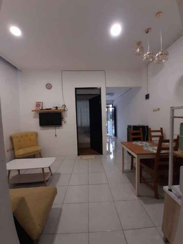 jual rumah idaman ciledug sudah renovasi
